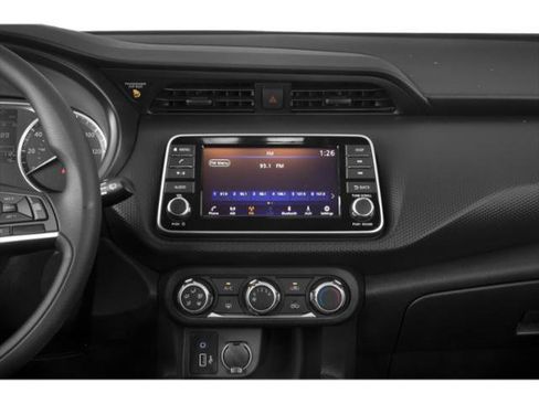 Used 2021 Nissan Kicks S image 13