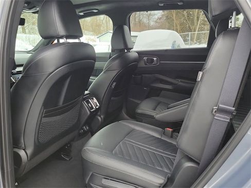 Certified 2024 Kia Sorento SX Prestige image 22