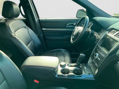 Used 2016 Ford Explorer Sport w/ Equipment Group 401A image 11