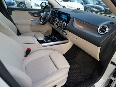 Used 2022 Mercedes-Benz GLA 250 4MATIC image 33