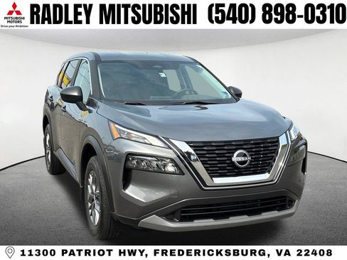 Used 2023 Nissan Rogue S AWD/4WD image 21