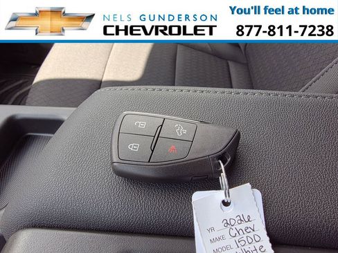 New 2026 Chevrolet Silverado 1500 W/T w/ WT Value Package AWD/4WD image 25