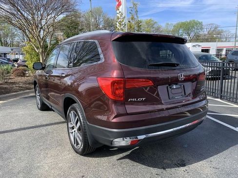 Used 2017 Honda Pilot Touring image 6