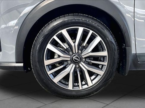 Certified 2023 Nissan Kicks SV FWD image 11
