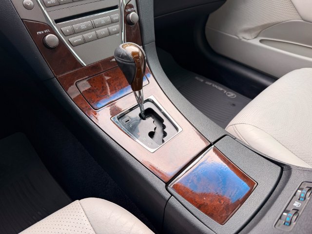 Used 2011 Lexus ES 350 w/ Preferred Accessory Package FWD image 20
