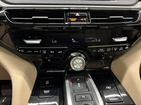 Certified 2024 Acura MDX SH-AWD image 24