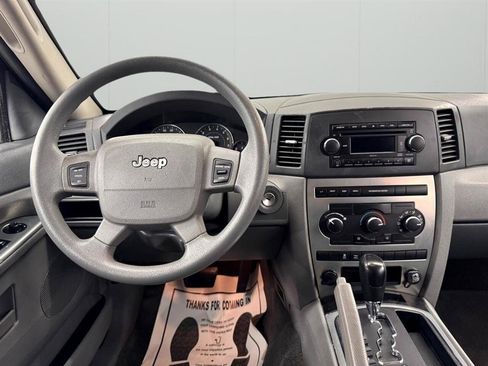 Used 2007 Jeep Grand Cherokee Laredo RWD image 19