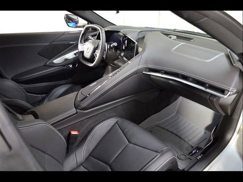 Used 2023 Chevrolet Corvette Stingray Coupe w/ Z51 Performance Package RWD image 23