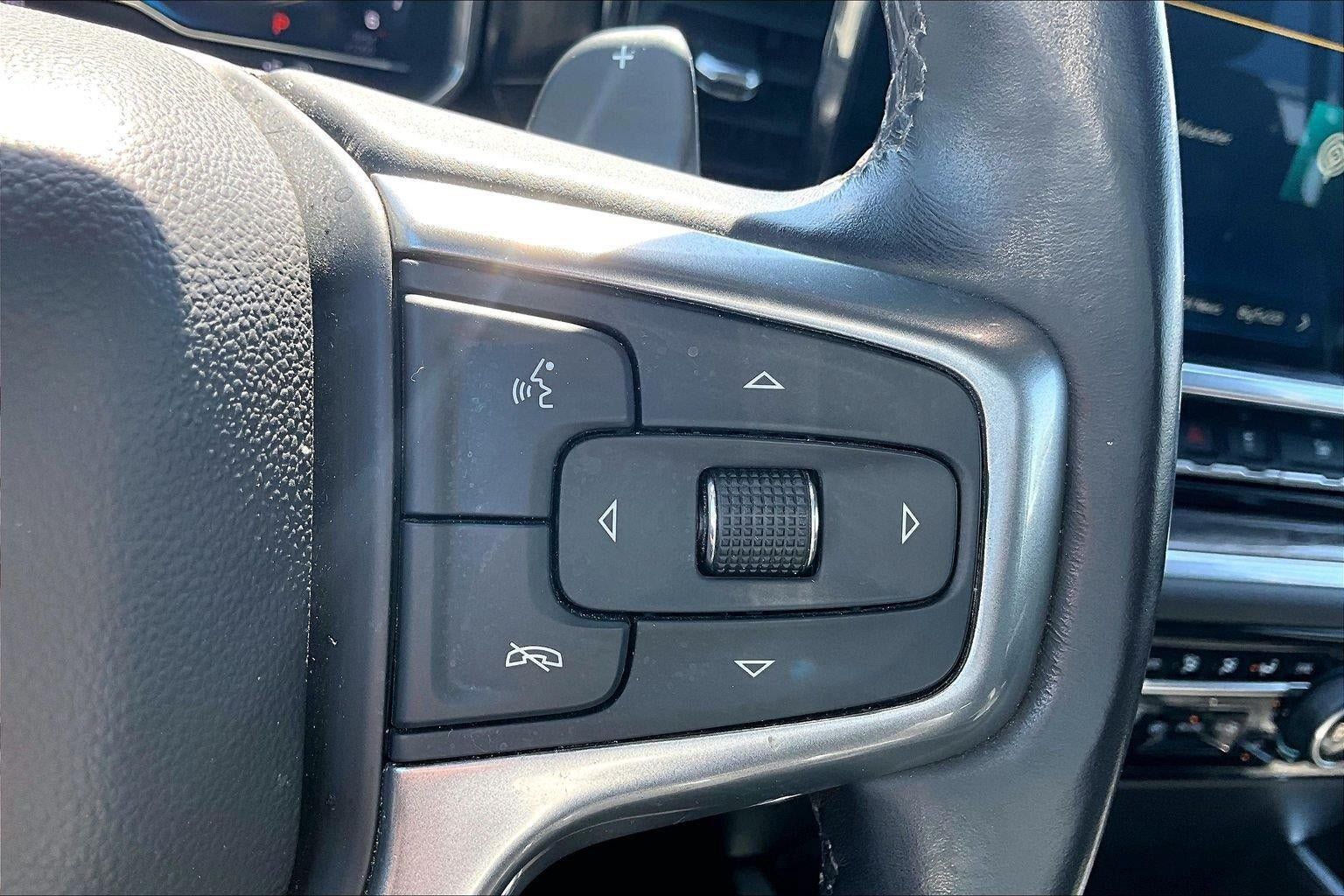 Used 2022 Chevrolet Silverado 1500 LTZ w/ LTZ Convenience Package II AWD/4WD image 20