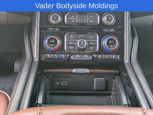Used 2024 GMC Yukon Denali Ultimate AWD/4WD image 24