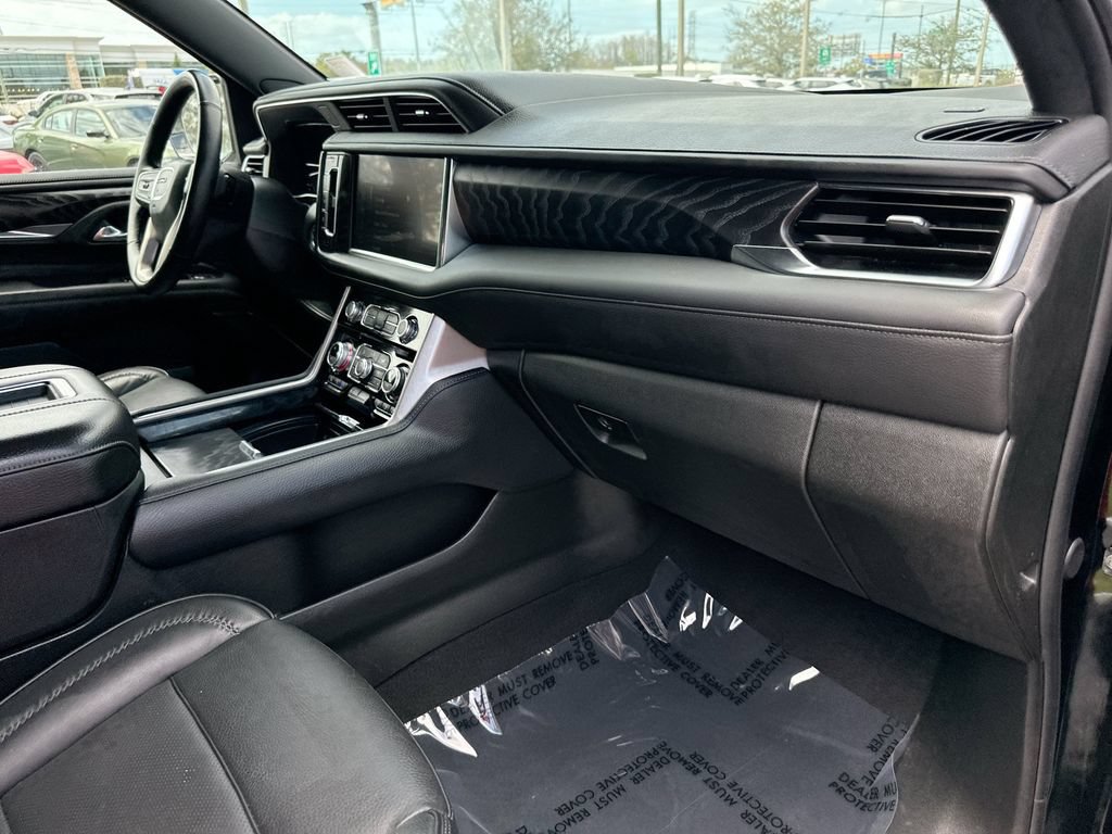 Used 2024 GMC Yukon Denali AWD/4WD image 30