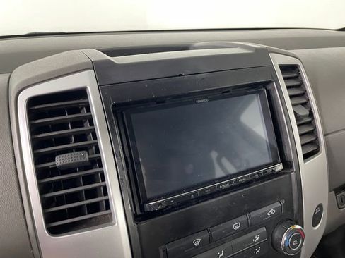 Used 2012 Nissan Frontier SV RWD image 7