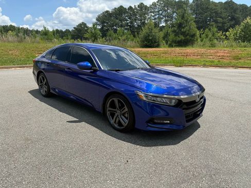 Used 2019 Honda Accord Sport image 9