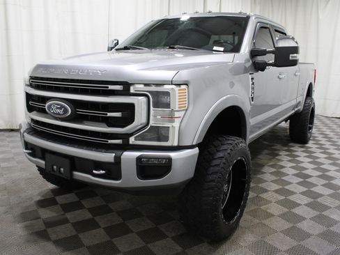 Used 2020 Ford F250 Platinum w/ Tremor Off-Road Package image 35