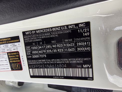 Used 2022 Mercedes-Benz GLS 450 4MATIC image 31