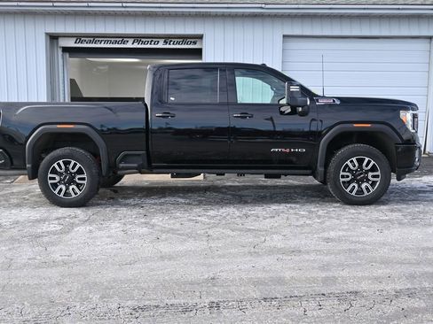 Used 2022 GMC Sierra 3500 AT4 w/ AT4 Premium Plus Package image 6