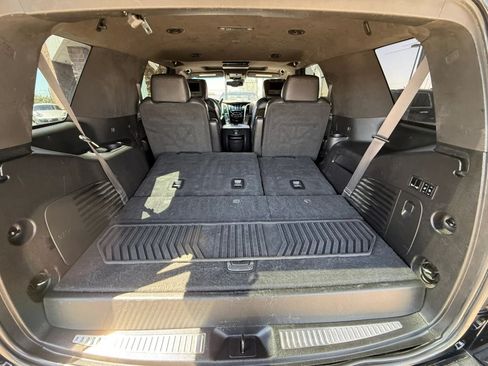 Used 2016 Cadillac Escalade Platinum AWD/4WD image 32