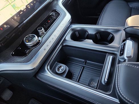 New 2026 Ford Expedition Platinum w/ Stealth Appearance Package image 12