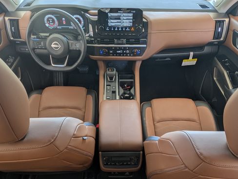 Used 2025 Nissan Pathfinder Platinum w/ Cargo Package FWD image 24