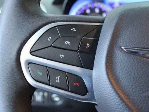 Used 2023 Chrysler 300 Touring L w/ Popular Equipment Group image 16