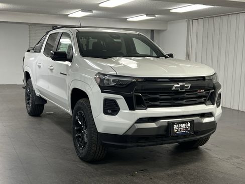 New 2025 Chevrolet Colorado Z71 w/ Midnight Edition image 71