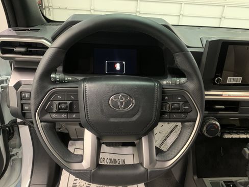 New 2026 Toyota 4Runner SR5 image 14