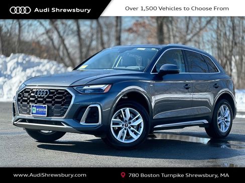 Used 2023 Audi Q5 2.0T Premium w/ Convenience Package image 1
