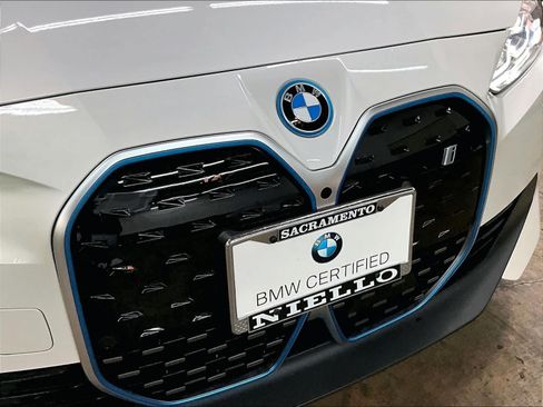 Used 2023 BMW i4 eDrive35 RWD image 33