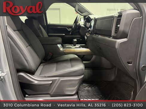 Used 2024 Chevrolet Silverado 1500 LT Trail Boss w/ Convenience Package II image 12