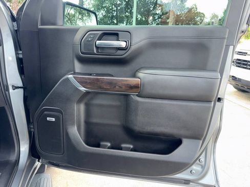 Used 2020 GMC Sierra 1500 SLT w/ SLT Premium Plus Package RWD image 32