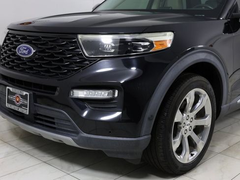 Used 2020 Ford Explorer Platinum w/ Premium Technology Package image 52