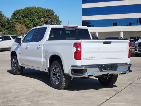 New 2026 Chevrolet Silverado 1500 LT image 3