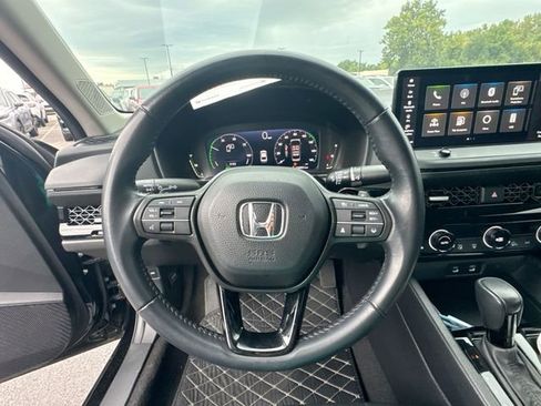 Used 2023 Honda Accord EX-L image 31