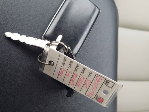 Used 2025 MAZDA MAZDA3 s image 37