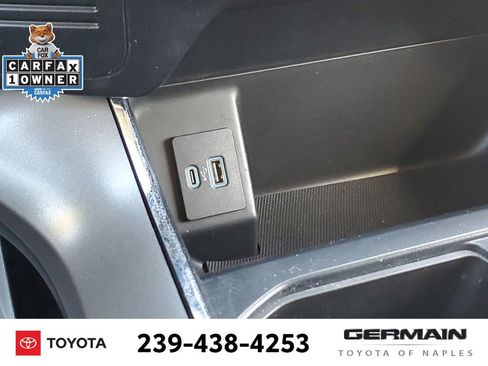 Used 2023 Ford F150 Lightning XLT image 32