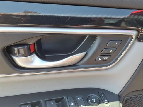 Used 2021 Honda CR-V Touring image 23