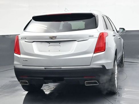 Used 2019 Cadillac XT5 Premium Luxury AWD/4WD image 4