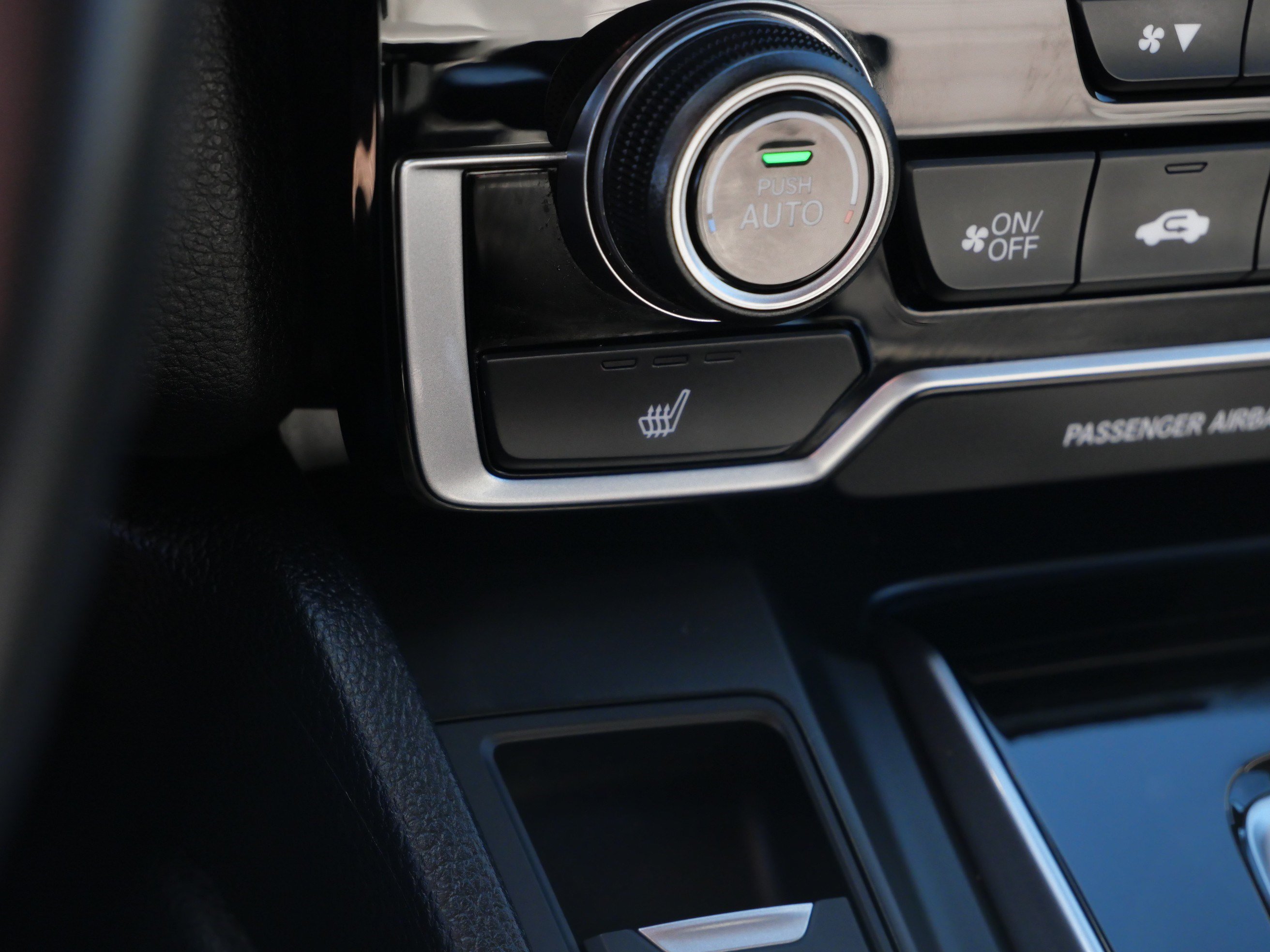 Used 2019 Honda CR-V Touring image 27