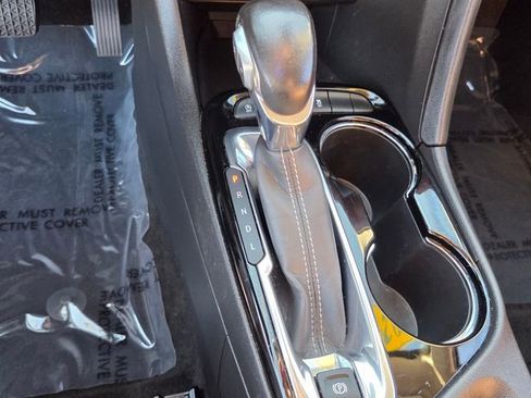 Used 2021 Buick Encore GX Essence w/ Experience Buick Package image 24