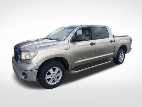 Used 2008 Toyota Tundra 2WD CrewMax w/ Tow Pkg image 11