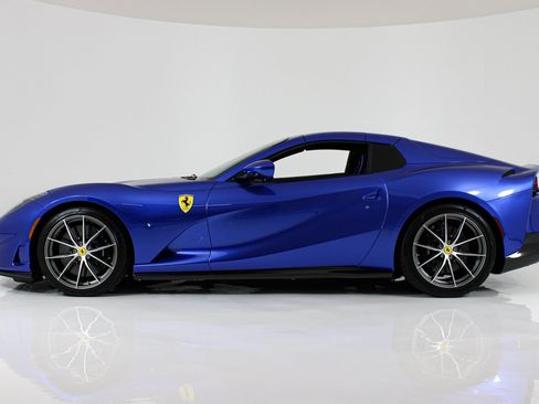 Certified 2022 Ferrari 812 GTS RWD image 34