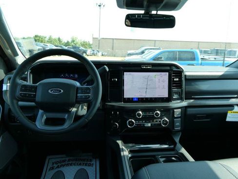 New 2026 Ford F250 Lariat w/ Black Appearance Package AWD/4WD image 16