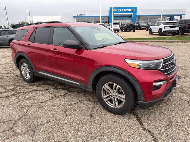 Used 2020 Ford Explorer XLT w/ Equipment Group 202A AWD/4WD image 1