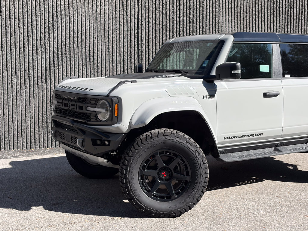 New 2026 Ford Bronco Raptor w/ Interior Carbon Fiber Pack AWD/4WD image 2