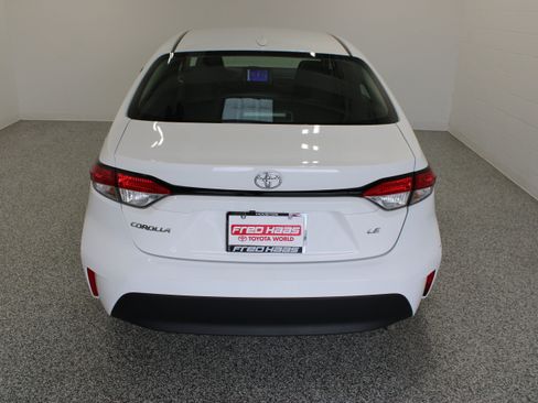 Used 2024 Toyota Corolla LE FWD image 8