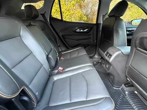 Certified 2023 GMC Terrain AT4 image 20
