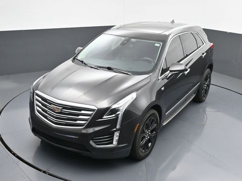 Used 2017 Cadillac XT5 Premium Luxury FWD image 35
