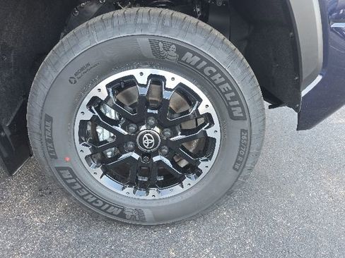 New 2026 Toyota Tundra SR5 AWD/4WD image 11