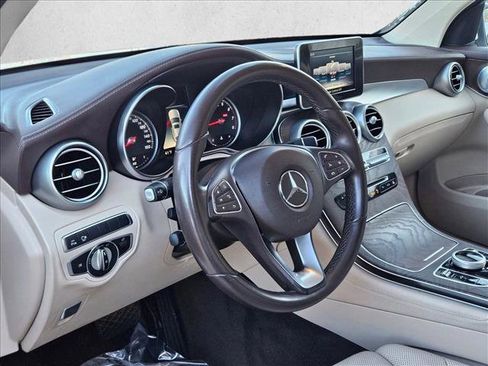 Used 2018 Mercedes-Benz GLC 300 4MATIC Coupe image 10