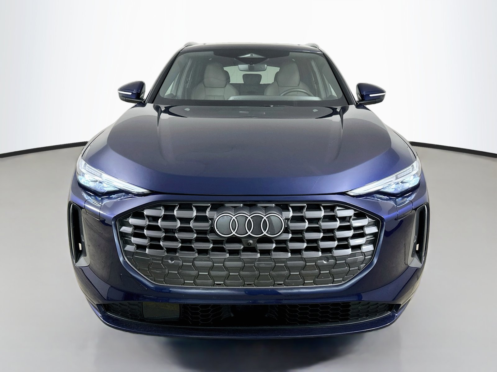 Certified 2025 Audi Q5 Premium Plus AWD/4WD image 2